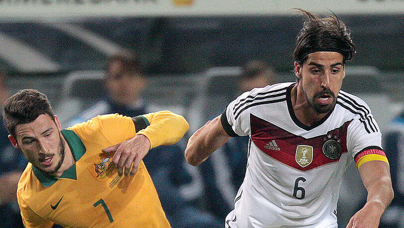Bei der DFB-Elf hat Sami Khedira viel Konkurrenz - wie wirkt sich ein ein Abschied von Real Madrid auf seine Nationalmannschafts-Karriere aus? Bei der DFB-Elf hat Sami Khedira viel Konkurrenz - wie wirkt sich ein ein Abschied von Real Madrid auf seine Nationalmannschafts-Karriere aus?