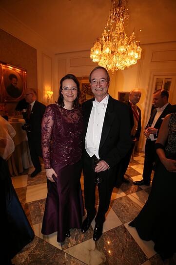 "Alles Walzer" - Die Bilder vom Wiener Opernball 2016.