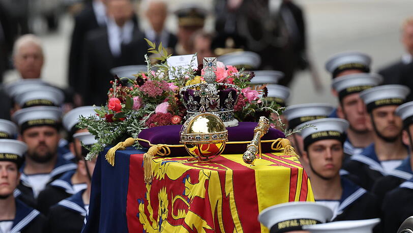 Im Blumenschmuck steckt eine persönliche Widmung von König Charles III.