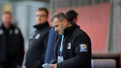 Welche Spieler stehen bei Sportboss Manfred Paula auf dem Zettel?