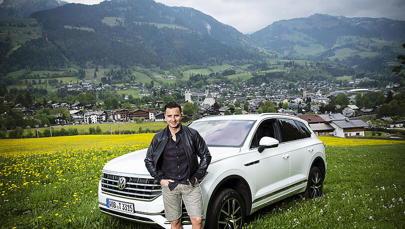 Beim Zwischenstopp auf der idyllischen "Ganslernalm" hoch über Kitzbühel nahm er sich Zeit für ein Interview. Beim Zwischenstopp auf der idyllischen "Ganslernalm" hoch über Kitzbühel nahm er sich Zeit für ein Interview.