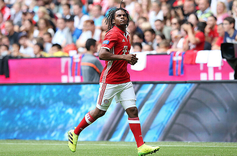 Neuzugang Renato Sanches steht am Freitagabend gegen Werder Bremen im Kader.