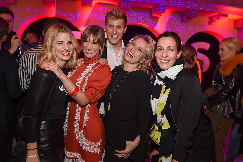 Susan Sideropoulos, Isabell Horn, Lukas Sauer, Nova Meierhenrich und Ulrike Frank