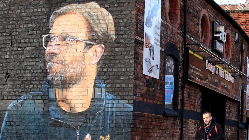 Trainer Jürgen Klopp wird in Liverpool verehrt. Trainer Jürgen Klopp wird in Liverpool verehrt.