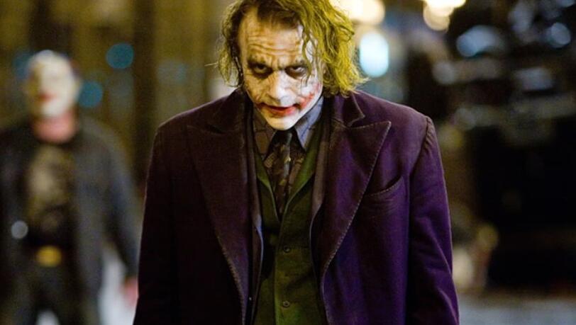 "The Dark Knight": Der Joker (Heath Ledger) fordert Batman zum Duell.