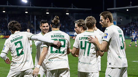Feierten den dritten Sieg in Folge: Die L&ouml;wen um Kevin Volland und Sigurd Haugen.