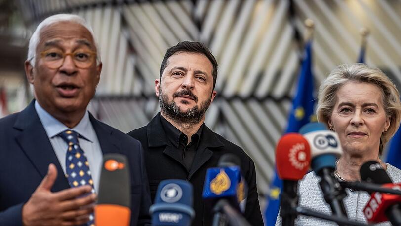 EU-Ratspräsident sorgt mit seiner Russland-Initiative für das Gesprächsthema Nummer eins beim Gipfel. EU-Ratspräsident sorgt mit seiner Russland-Initiative für das Gesprächsthema Nummer eins beim Gipfel.