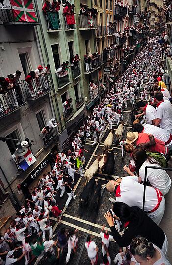 Der erste Lauf der Fiesta von San Fermin.