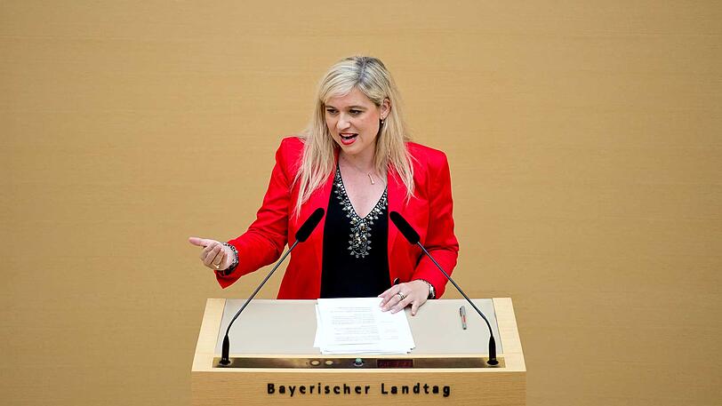 Gesundheitsministerin Melanie Huml (CSU) erhält deutlichen Gegenwind für ihren Gesetzentwurf.
