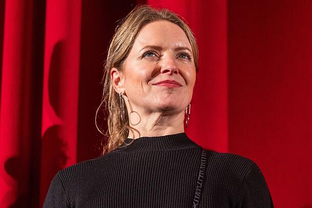 Ex-"Rosenheim-Cops"-Darstellerin Diana Staehly schl&auml;gt ernste T&ouml;ne an.