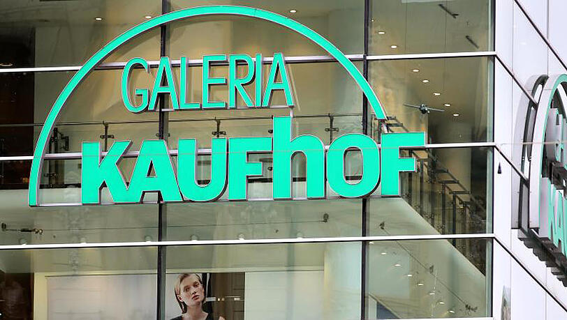 Kaufhof will nun Investitionen in die Filialen "zeitlich etwas strecken". Foto: Kaufhof will nun Investitionen in die Filialen "zeitlich etwas strecken". Foto: