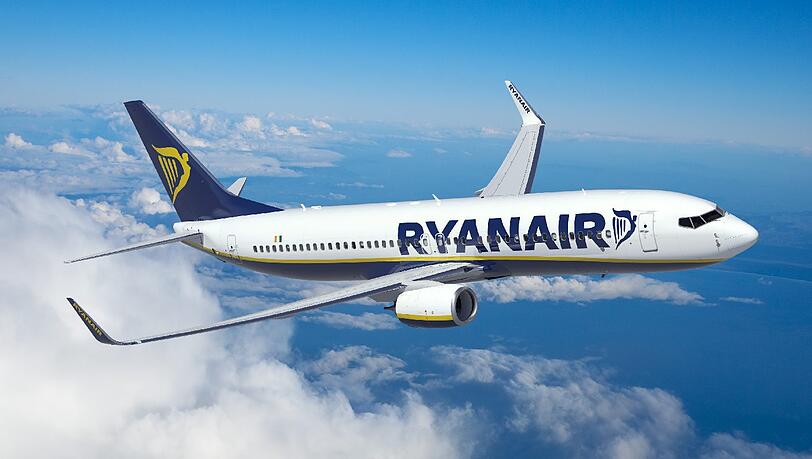 Ryanair bereitet sich nach Einschätzung eines Experten auf den möglichen Fall vor, dass die insolvente Air Berlin ihren Flugbetrieb aus Geldmangel vorzeitig einstellen muss. Ryanair bereitet sich nach Einschätzung eines Experten auf den möglichen Fall vor, dass die insolvente Air Berlin ihren Flugbetrieb aus Geldmangel vorzeitig einstellen muss.