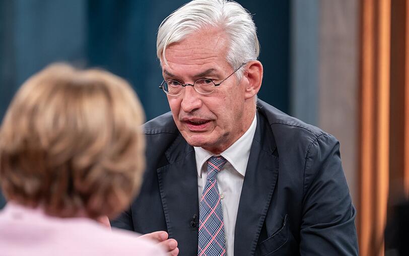 Mathias Middelberg tat sich bei "Caren Miosga" schwer, das schlechte Abschneiden der CDU bei der Landtagswahl in Mecklenburg-Vorpommern zu erklären. Mathias Middelberg tat sich bei "Caren Miosga" schwer, das schlechte Abschneiden der CDU bei der Landtagswahl in Mecklenburg-Vorpommern zu erklären.