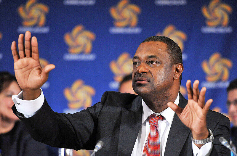 Wurde Jeffrey Webb, der Präsidenten des nord- und zentralamerikanischen Fußballverbandes, ausgeliefert?