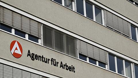 Viele junge Erwachsene haben keinen Berufsabschluss und damit schlechte Chancen auf dem Arbeitsmarkt.