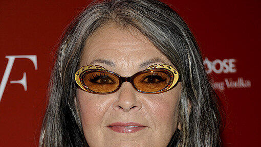 Die US-Komikerin Roseanne Barr will sich von der Grünen Partei als Präsidenten-Kandidatin nominieren lassen. Die US-Komikerin Roseanne Barr will sich von der Grünen Partei als Präsidenten-Kandidatin nominieren lassen.
