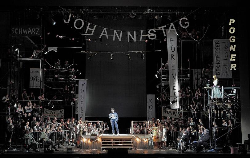 Richard Wagners "Die Meistersinger von Nürnberg" in der Inszenierung von David Bösch im Nationaltheater.