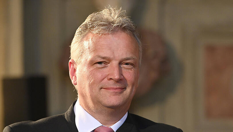 Roland Weigert (FW) ist Vorsitzender des Innenausschusses im Bayerischen Landtag. Roland Weigert (FW) ist Vorsitzender des Innenausschusses im Bayerischen Landtag.