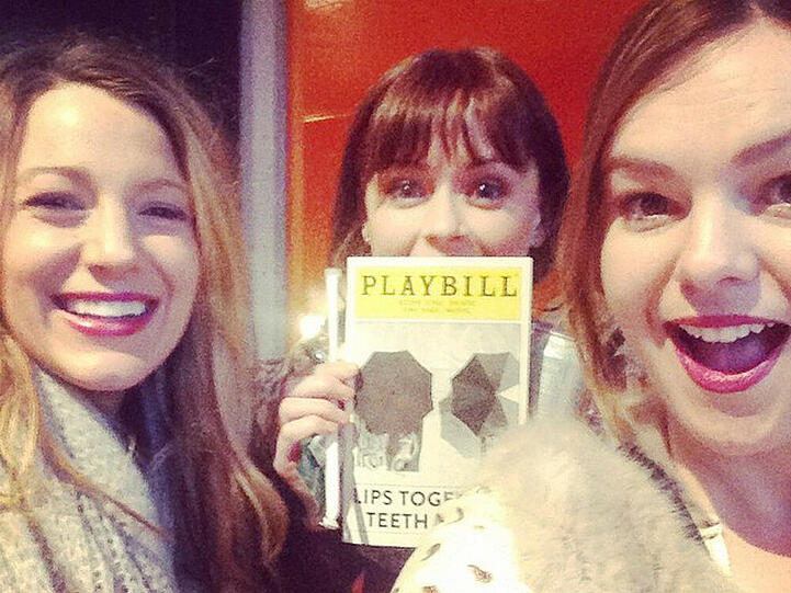 Enge Bande: Blake Lively, Alexis Bledel und Amber Tamblyn (von rechts) bei einer Theateraufführung von America Ferrera