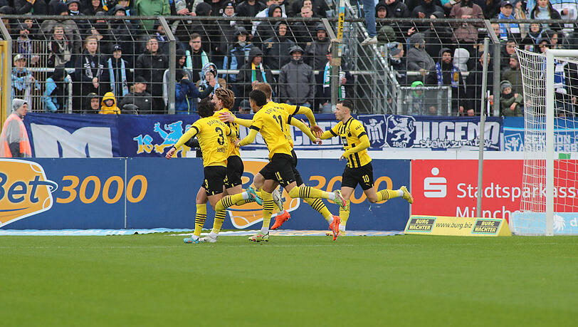1:4-Pleite des TSV 1860 gegen BVB: Deichmann und Jacobacci uneinig