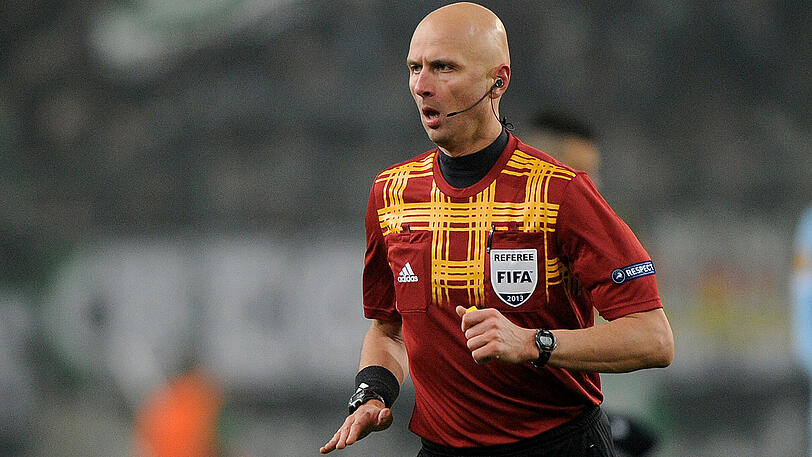Sergej Karasew war auch einer der 18 Schiedsrichter bei der EM 2016.