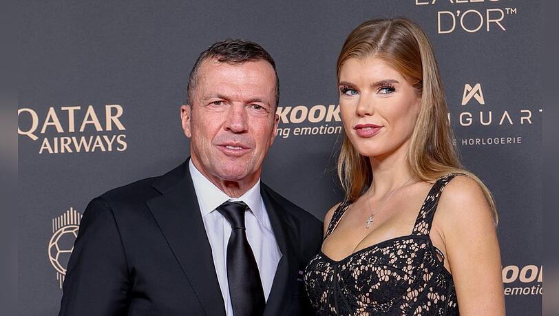 Lothar Matthäus mit Begleitung bei der Verleihung des Ballon d'Or in Paris.