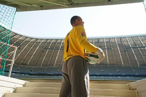 "Das ist mein neues Wohnzimmer": Gabor Kiraly freut sich auf die Allianz Arena.