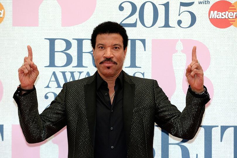 Brit Awards 2015: Die heißesten Auftritte vom roten Teppich mit Rita Ora, Taylor Swift und den ehemaligen Spice Girls...