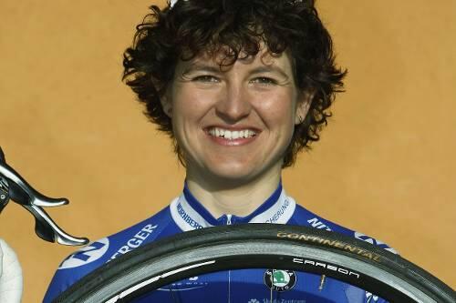 Podestplatz im Visier:Equipe-Amazone  Eva Lutz.