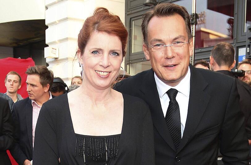 Nach 18 Jahren Beziehung hat sich Rolf Hellgardt von Monica Lierhaus getrennt.