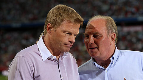 Wollte Oliver Kahn (l.) schon vor elf Jahren beim FC Bayern haben: Uli Hoeneß (r.).