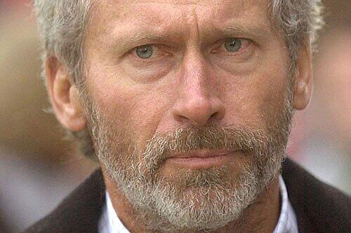 Dieser alte Bayern-Star ist heute noch inmmer im Verein tätig: Paul Breitner unterstützt den Klub unter anderem als Berater und Scout. Darüber hinaus ist er regelmäßig im öffentlich-rechtlichen Fernsehen als Experte zu sehen.