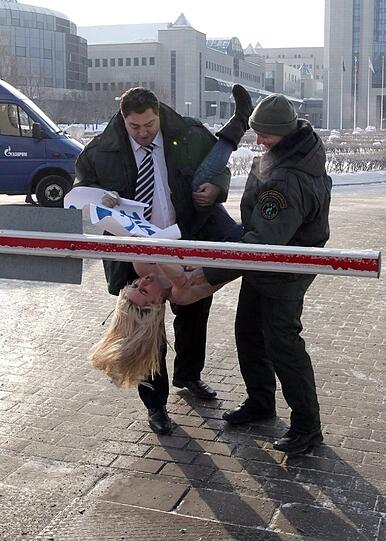Nacktprotest bei minus 22 Grad: Femen kämpft für niedrige Gaspreise