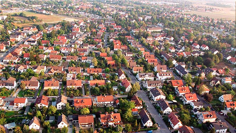 Im Rahmen der Ausstellung "Decolonize München" gibt's einen Rundgang durchs Truderinger Kolonialviertel. Im Rahmen der Ausstellung "Decolonize München" gibt's einen Rundgang durchs Truderinger Kolonialviertel.