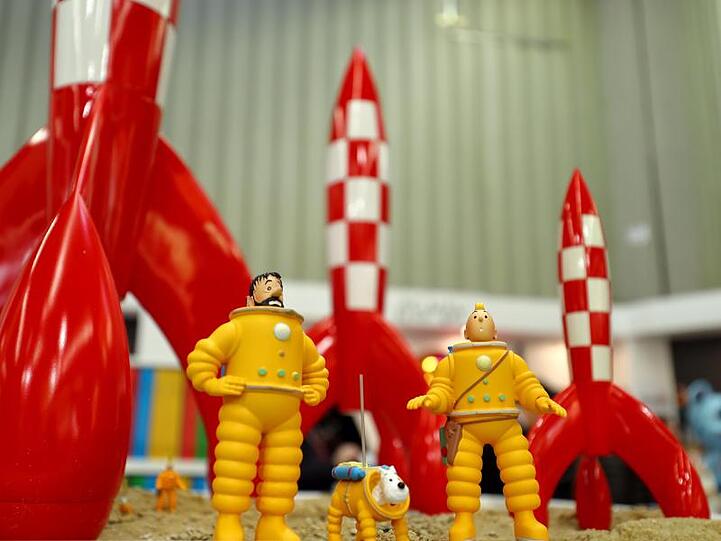 Die Comic- Figuren Kapitän Haddock (l-r), Struppi und Tim auf der 69. Internationalen Spielwarenmesse in Nürnberg.