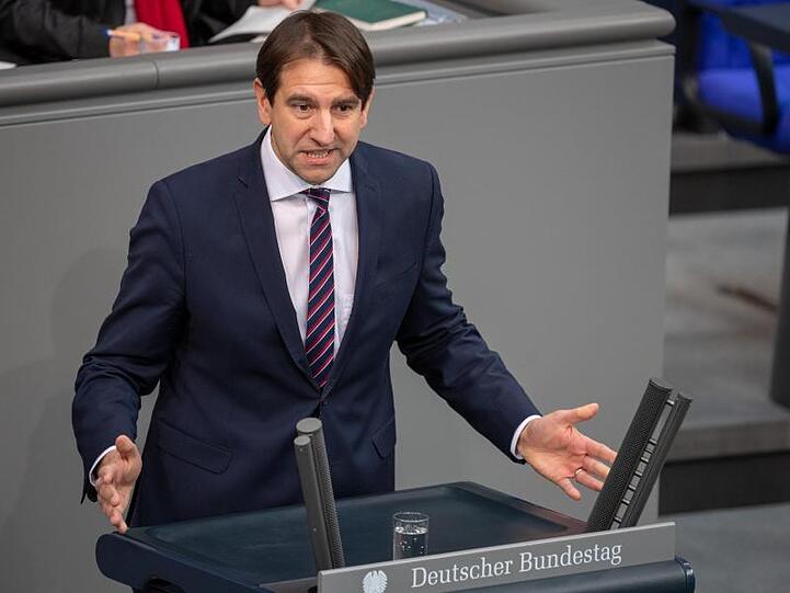Andreas Jung (CDU), Abgeordneter, spricht im Bundestag. Foto: Monika Skolimowska/Archivbild