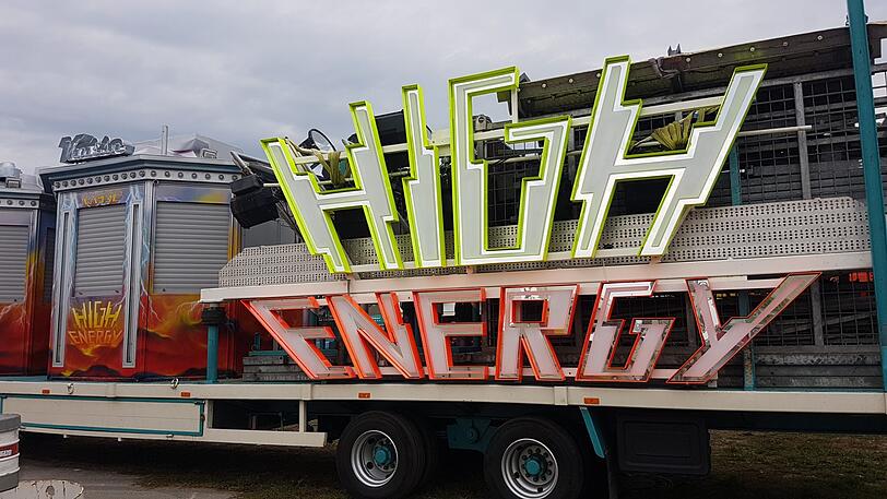 Teile vom "High Energy" sind noch auf dem Laster.