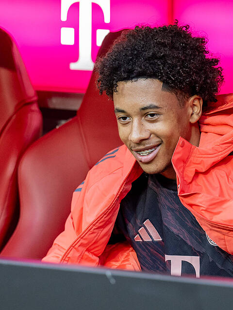 Inzwischen regelm&auml;&szlig;ig im Profikader des FC Bayern: Der 16-j&auml;hrige Verteidiger Cassiano Kiala.