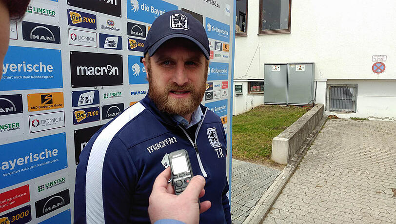 War neun Jahre selbst Profi des TSV 1860: Löwen-Trainer Daniel Bierofka. War neun Jahre selbst Profi des TSV 1860: Löwen-Trainer Daniel Bierofka.