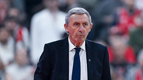 Svetislav Pesic kassierte mit Bayern bei seinem ehemaligen Team Barcelona eine deutliche Pleite. (Archivbild)