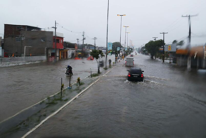 In Recife erwartet die USA und Deutschland eine Wasserschlacht.