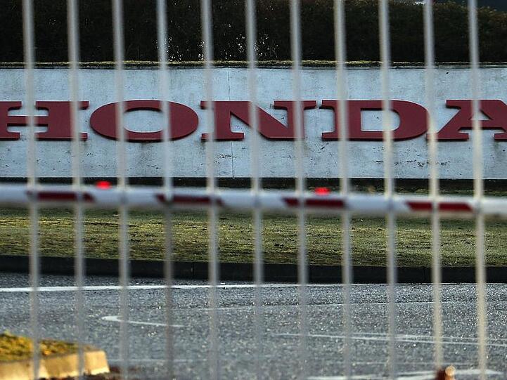 Der geschlossene Eingang des Honda-Werks in Swindon: Der japanische Autobauer Honda schließt sein Werk in Großbritannien.