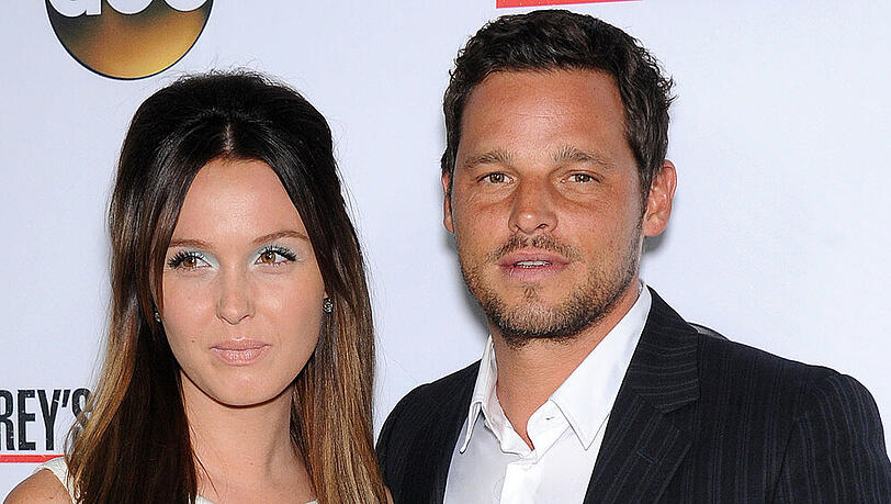 Justin Chambers verlässt in Staffel 16 "Grey's Anatomy" und Serien-Ehefrau Camilla Luddington. Justin Chambers verlässt in Staffel 16 "Grey's Anatomy" und Serien-Ehefrau Camilla Luddington.