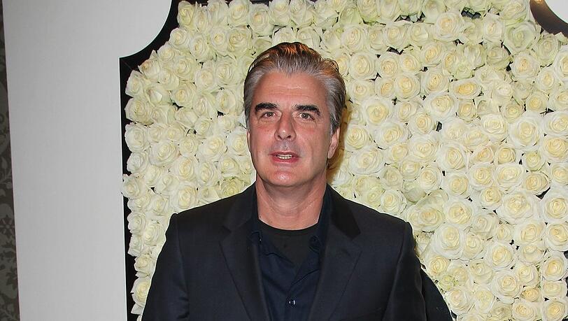 Mehrere Frauen beschuldigen Schauspieler Chris Noth des sexuellen Missbrauchs.