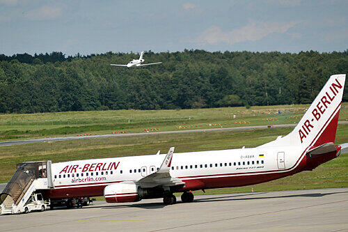 Isoliert am Vorfeld: Mit dieser Boeing 737-800 landete das möglicherweise infizierte Kind gestern in Nürnberg.