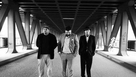 Donnerstag, 3.11. um 20.00 Uhr: DJANGO DELUXE mit GIPSY SWING / JAZZ, Gulf One GmbH und Open House of Energy GmbH.