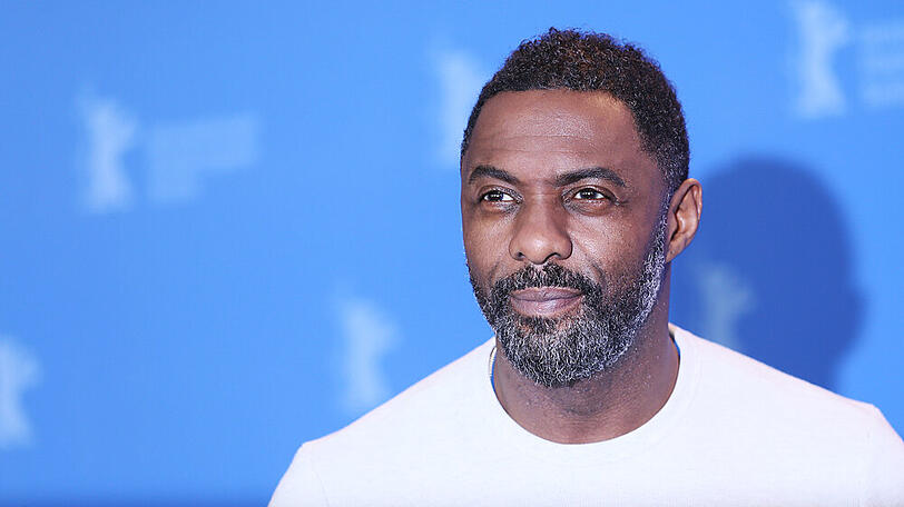 Idris Elba zeigt trotz Erkrankung weiterhin keine Symptome von Corona