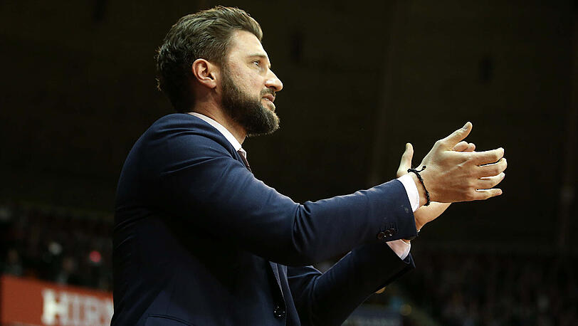 "Politische Konflikte lösen kann der Sport vermutlich nicht, aber er verbindet", sagt Marko Pesic.