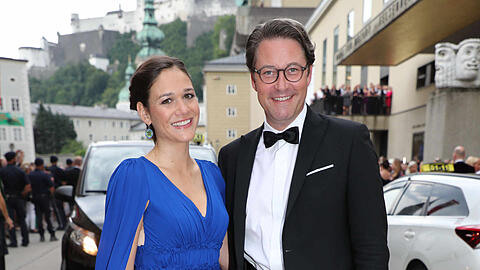 Andreas Scheuer mit seiner Freundin Julia Reuss.