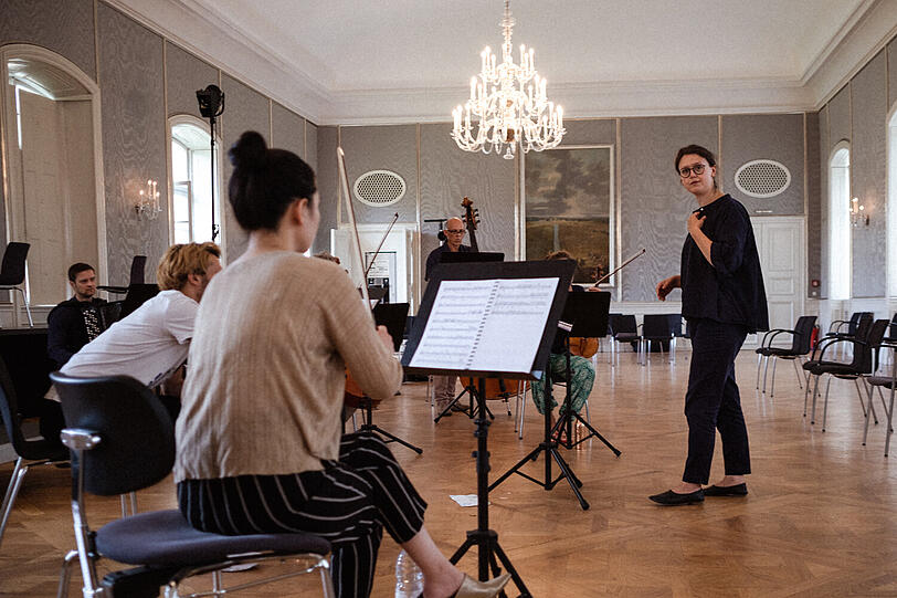Proben für Cimarosas "Die heimliche Ehe" im Hubertussaal von Schloss Nymphenburg.